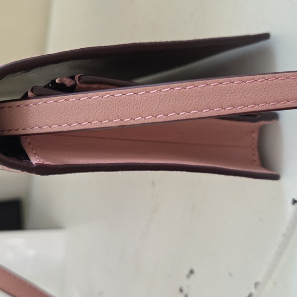 Coach Blush Embossed Cossbody New without tags - Picture 3 of 7